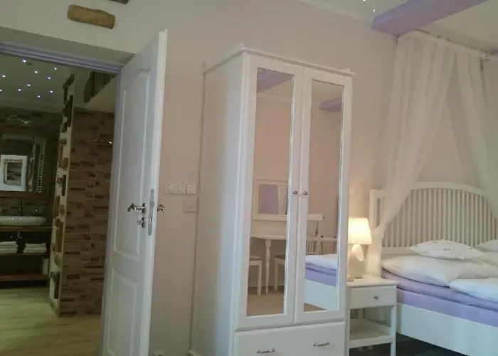 Excellent Romantic Hotel 4*