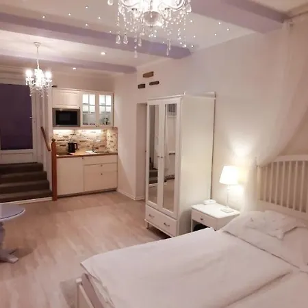 Excellent Romantic Hotel 4*