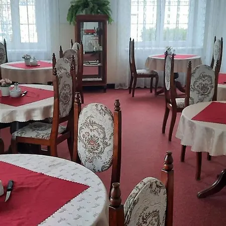 Excellent Romantic Hotel